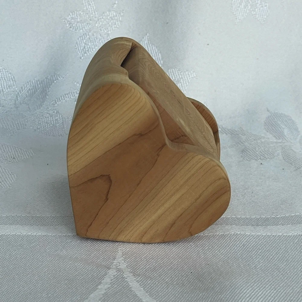 Vintage Cedar Wood Heart Bandsaw Trinket Jewelry Box Handcrafted Natural